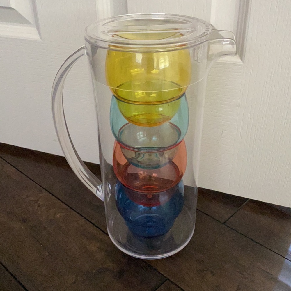 Pitcher with cups - Picture 2 of 2